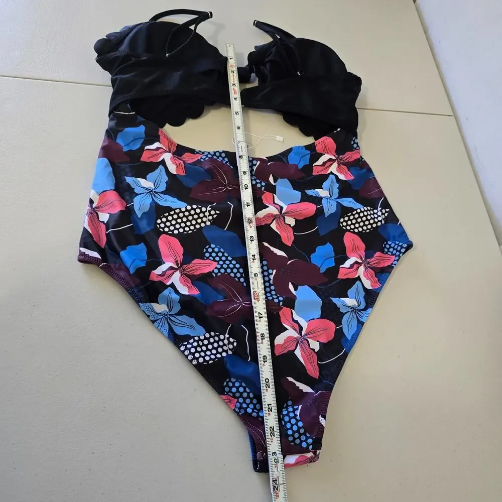 Cupshe One Piece Knotted Front Swimsuit Women's XXL Black Floral Scalloped NWOT